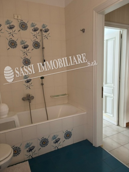 APPARTAMENTO PANORAMICO IN VIA EDMONDO DE AMICIS - MATERA - immagine 34